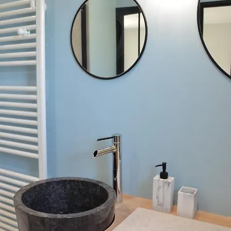 Au Petit Grain Oda ve Kahvaltı Coutures (Gironde)